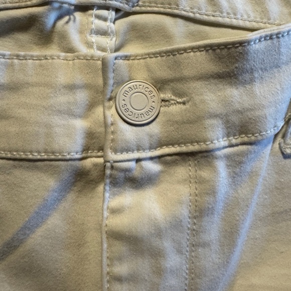 Maurices Women Size 18W White Skinny Jeans Smooth Denim - Picture 3 of 9